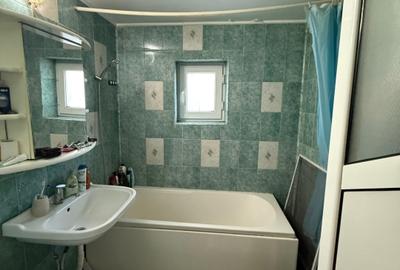 3 camere Pacurari - Toma Cozma- etaj 3 - 130000 euro - 3