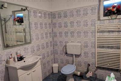 Vila cu etaj in Adunatii Copaceni, p+1+ pod + garaj + anexe, 5 camere, teren 100 - 8