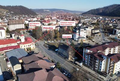 Apartament cu 3 camere semidecomandat în Ultracentral