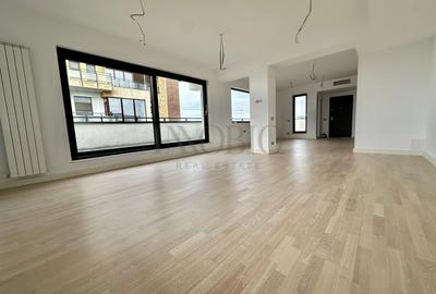 Apartament cu 4 camere în Iancu Nicolae