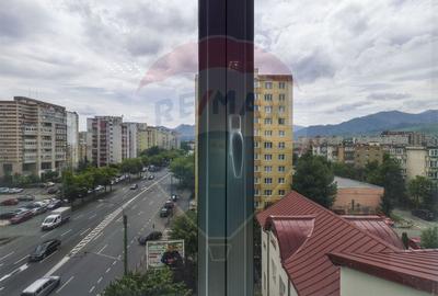SPATIU COMERCIAL 80 MP OPEN SPACE CU GRUP SANITAR | GREEN CENTER ITC - 7