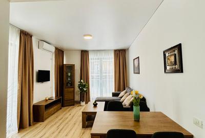 Apartament cu 2 camere semidecomandat în Est