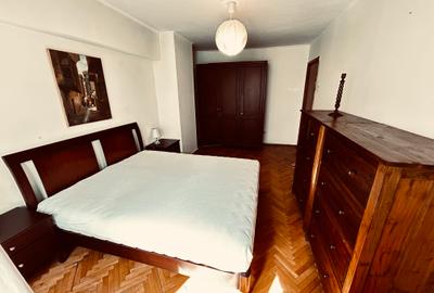 Bulevardul Unirii intersectie Strada Traian - 3 camere mobilat elegant - 3