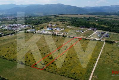 Teren Construcții intravilan de 5100 mp, în Exterior Nord