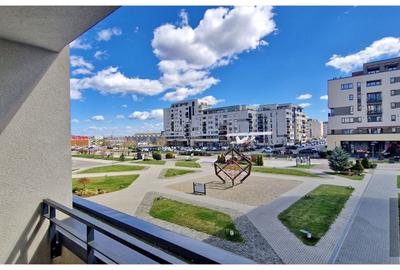 Apartament cu 2 camere decomandat, mobilat în Tractorul