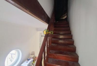Vilă elegantă cu design luxos și grădină superb amenajată în Șag - 24