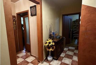 CIRCUMVALATIUNII - ETAJ 1 - BLOC IZOLAT - 4 CAMERE - 2 BAI - CENTRRALA - CLIMA - 5