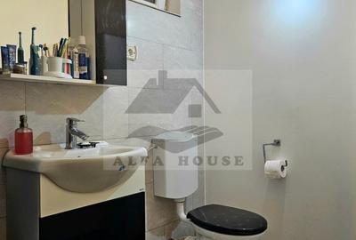 Oportunitate - Apartament cu trei camere in vila, zona Tractorul 70 mp - 11
