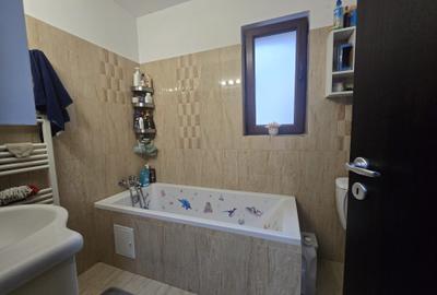 Apartament pe 2 niveluri,et.1+mansarda,3 dormitoare,2 bai,Popas Pacurari: 160956 - 5
