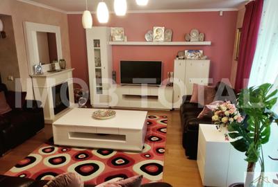 Vila Stefanesti zona Zavoi, partial mobilata. - 1