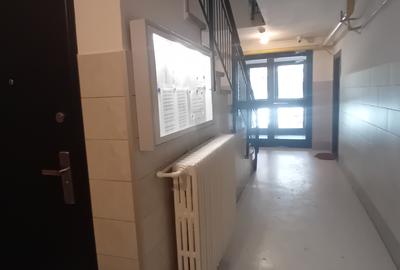 Ocazie  2 camere renovat , 57mp etaj 8/10 Ghencea Brasov - 11