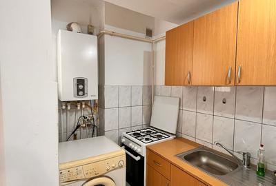 Garsonieră în Tudor Vladimirescu,etaj intermediar,CT - 4