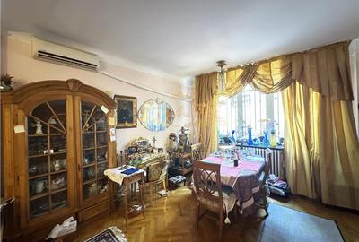 Vanzare apartament 4 camere - Vila Piata Romana, Bucuresti