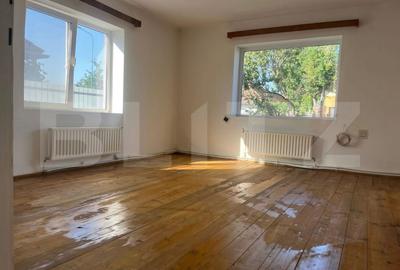 Casa spatioasa cu 3 camere, cartier Stupini, Brasov - 1