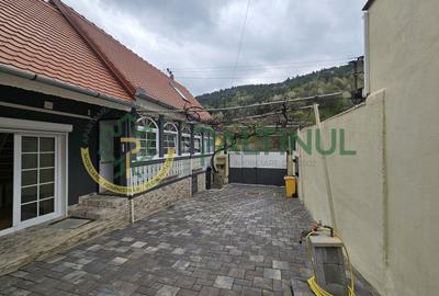 Casă de vanzare cochetă, complet renovată, în Rășinari, Sibiu - 41
