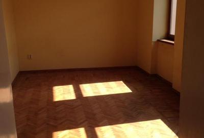 ULTRACENTRAL! Apartamet la Casa + gradina - 3