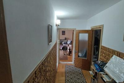 Apartament 4 camere/100 mp / et 2/ Longinescu/Focsani - 10