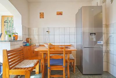 Apartament 3 camere, decomandat cu parcare și beci - 10