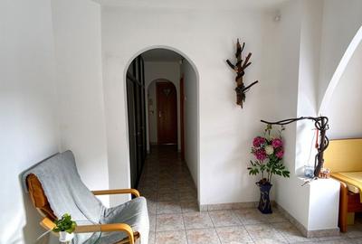 Apartament 3 camere, 2 balcoane, centrală proprie,  zona Aradului - 2