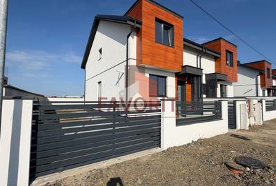 Duplex 4 camere | La asfalt | Toate utilitatile | Statie de autobuz - 1