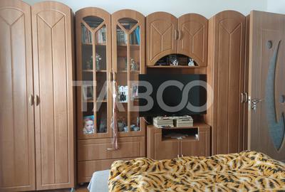 Apartament 55 mp 3 camere etaj 3 balcon pivnita Piata Noua Cisnadie - 4