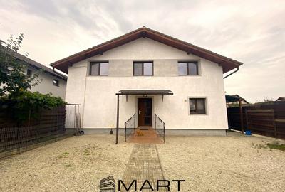 Casă cu 6 camere în Șelimbăr