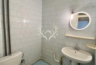 Apartament cu 3 camere, pregatit pentru renovare in Zorilor - 7