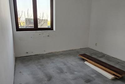 Cumpana- vila P+M,constructie solida, teren 320mp - 5