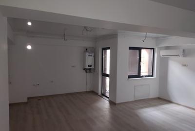 Bloc nou -Icil - Apartament modern, cu tavane Barrisol