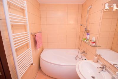 Apartament 3 camere 2 bai garaj cu vedere la munte si apa - 13
