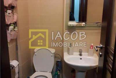 Apartament cu 3 camere, zona Milcov, Bacau - 10