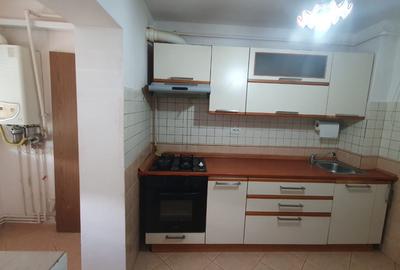 Aradului - Apartament decomandat cu 2 camere + garaj - 4
