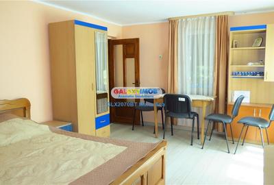 Curtesti, Botosani , Teren generos cu casa si anexa! - 1