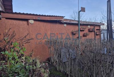 Casa pe un nivel, cu livada,  la intrarea in Dezmir - 12