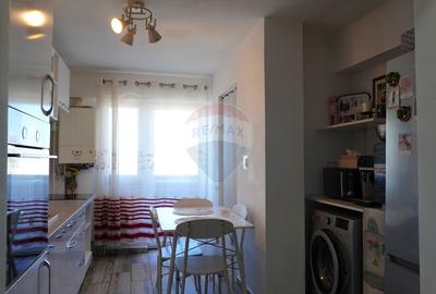 Apartament cu 3 decomandat de vânzare pe Calea Bucuresti 63 mp+balcon - 6