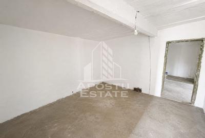 Casă veche de vânzare în Pesac, teren 1.439 mp. - 7