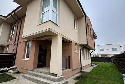 Duplex cu 4 camere în Berceni