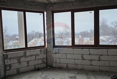 Casă / Vilă cu 12 camere, teren intravilan de 2869mp în Siminicea, SV - 19