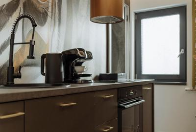 Decebal-3/4-renovata integral lux, mobilata + utilata modern, TV, 135000€ - 19