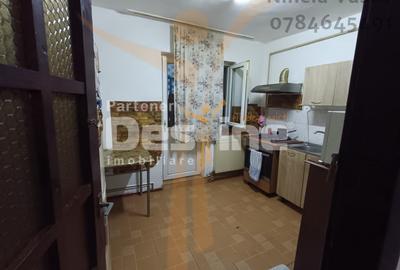 Apartament 3 camere decomandat cu spațiu de depozitare – Micro 11, Târgoviște - 8