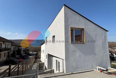 Casă cuplată modernă, 160 mp utili, semifinisată, curte amenajată - 1