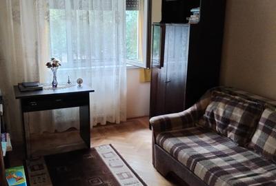 Apartament 3 camere zona Gara  cu CT, etajul 1/4.