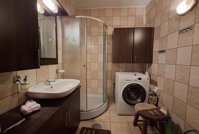 Casa 4 camere pivnita curte individuala Zona Lazaret - 12