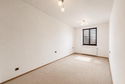 Proprietar 3 camere bucătărie mobilata utilată 82 mp include 1 parcare subterană - 8