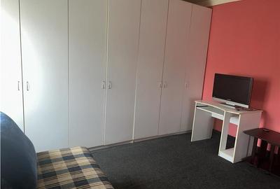 Inchiriez ap.1cam,decomandat,finisat, mobilat,Manastur-zona Minerva - 1