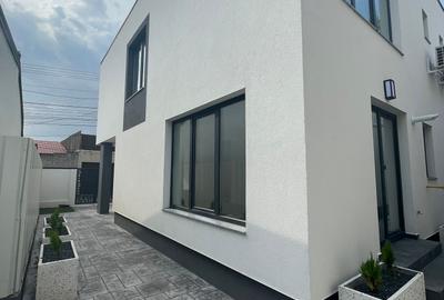 CASA INDIVIDUALA CUPLATA MOBILATA SI UTILATA STR. PALTINIS 52 - 12