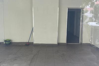 Inchiriem spatiu comercial - 2