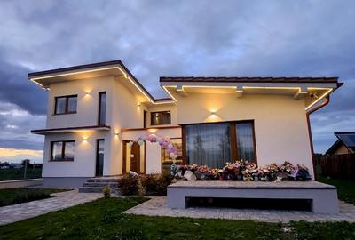 Casă individuală cu 5 camere în Prejmer
