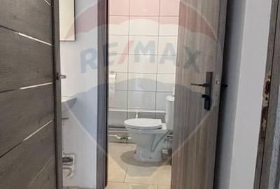 Spațiu comercial de închiriat vis-a-vis de Primaria Mangalia-87mp - 13