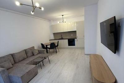 Apartament cu 2 camere decomandat în Apărătorii Patriei